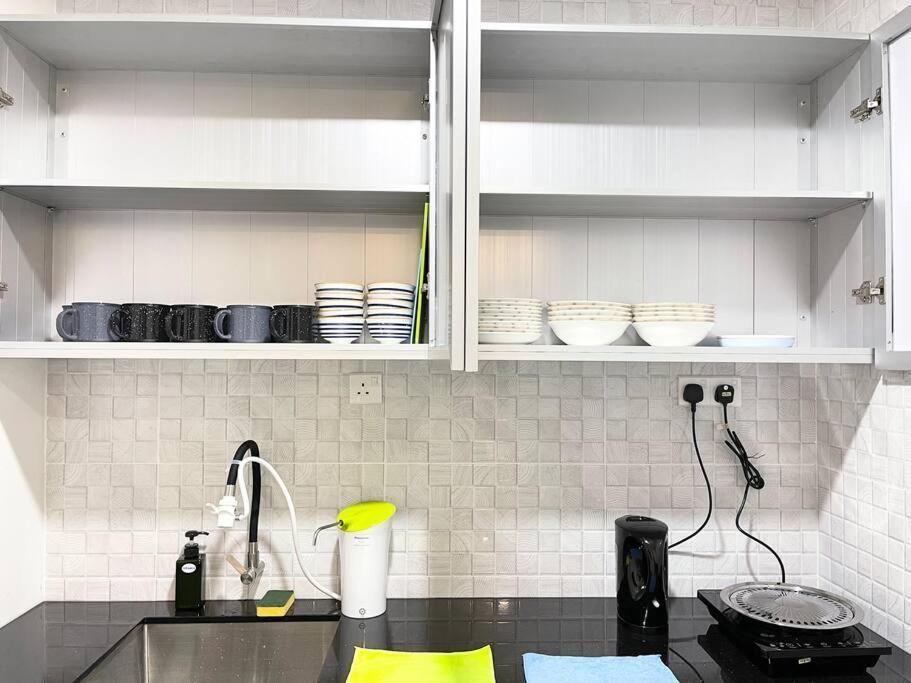 Quartz Near To Jonker Walk With Infinity Pool Cozy 3B2B Lejlighed Malacca Eksteriør billede