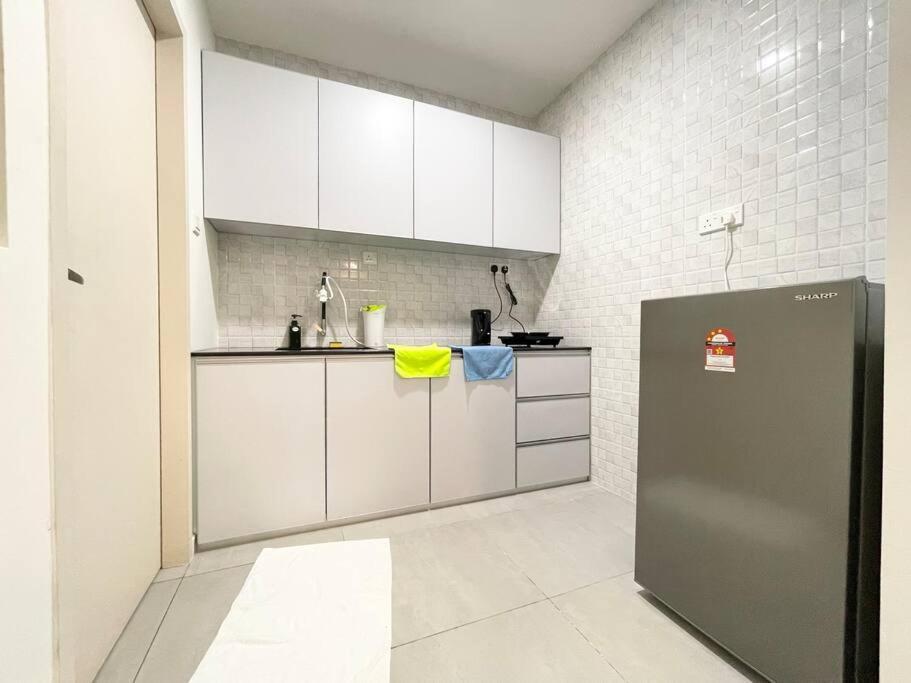 Quartz Near To Jonker Walk With Infinity Pool Cozy 3B2B Lejlighed Malacca Eksteriør billede