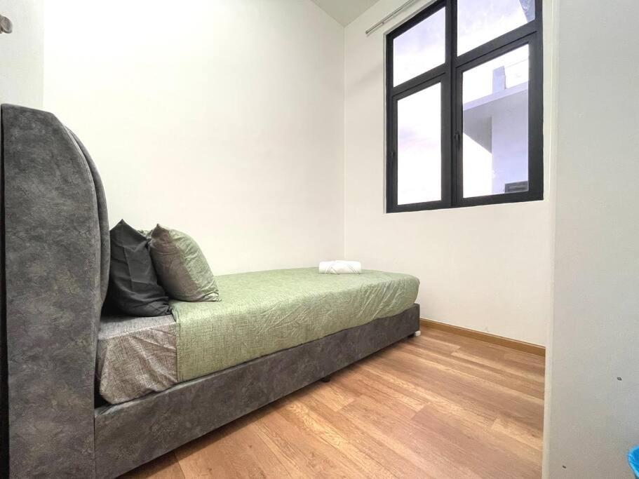 Quartz Near To Jonker Walk With Infinity Pool Cozy 3B2B Lejlighed Malacca Eksteriør billede