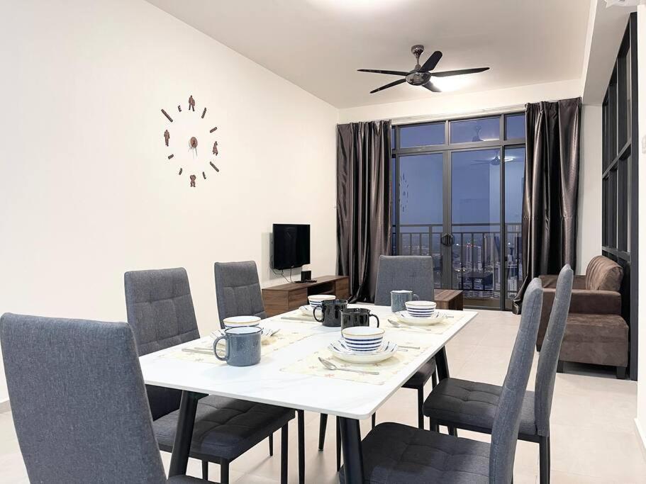 Quartz Near To Jonker Walk With Infinity Pool Cozy 3B2B Lejlighed Malacca Eksteriør billede